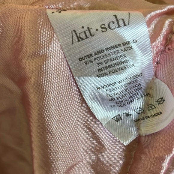Hello Kitty x kit.sch hooded satin printed pink garment - Picture 4 of 6